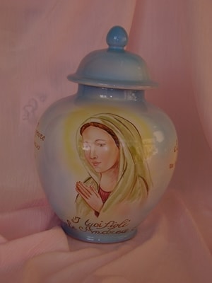 Ceramiche d-Arte di Albisola - Madonna di Medjugorje. Maiolica